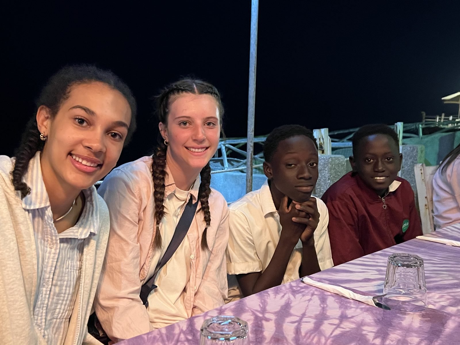 Students with Senegalese peers